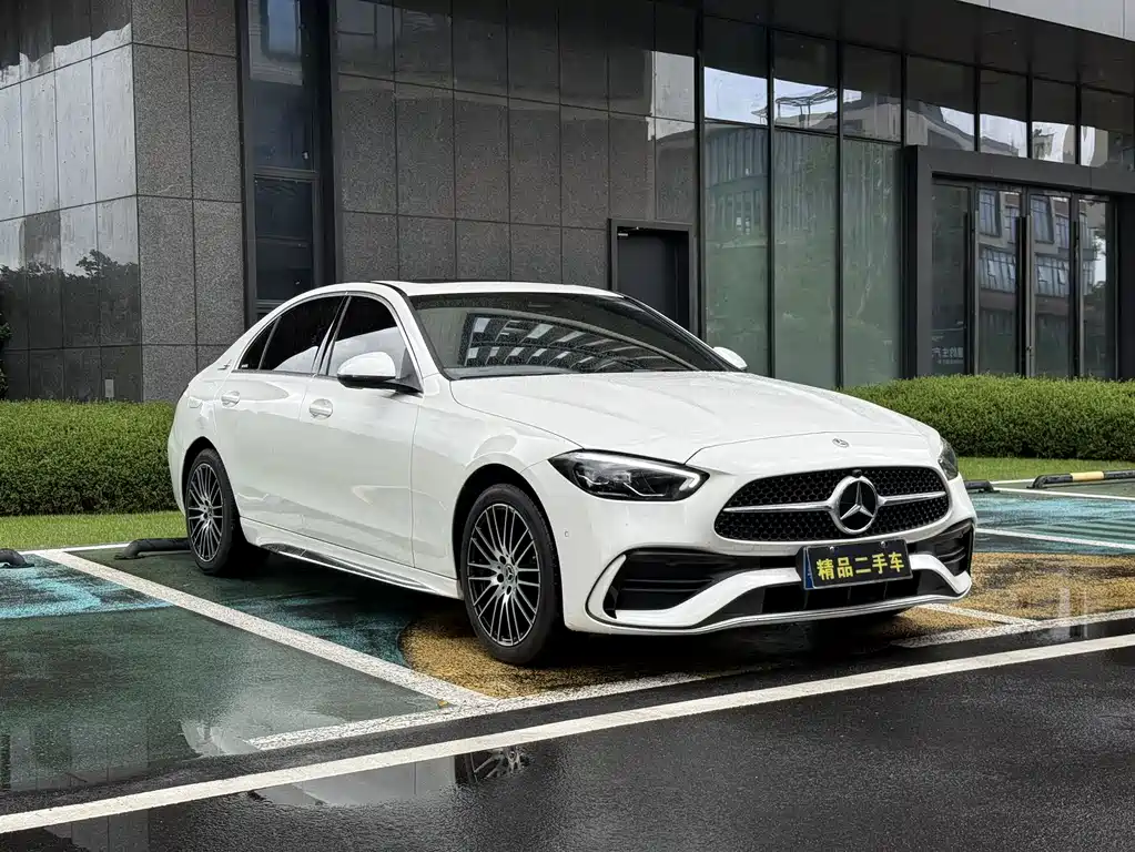 Mercedes-Benz C-Class 2023