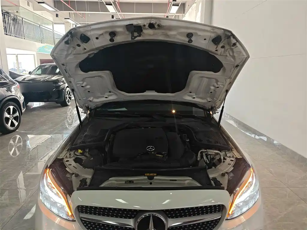 Mercedes-Benz C-Class 2020 — фото 20
