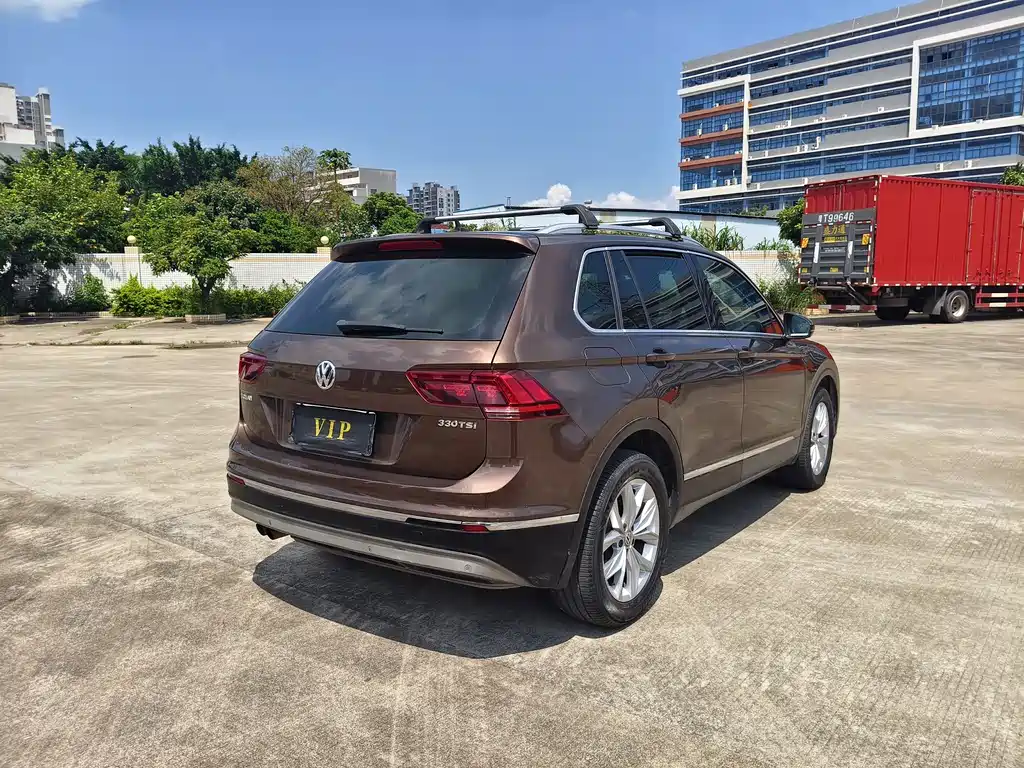 Volkswagen Tiguan 2016 — фото 6