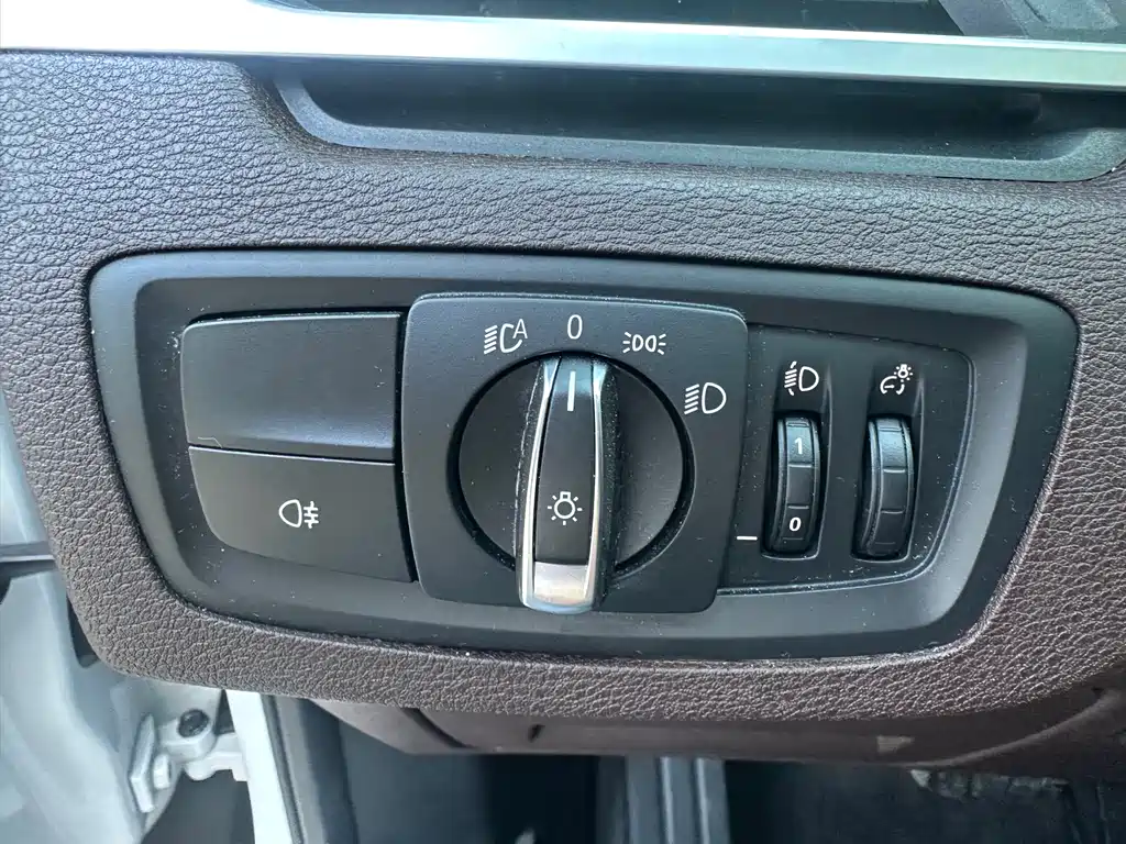 BMW X1 2022 — фото 12
