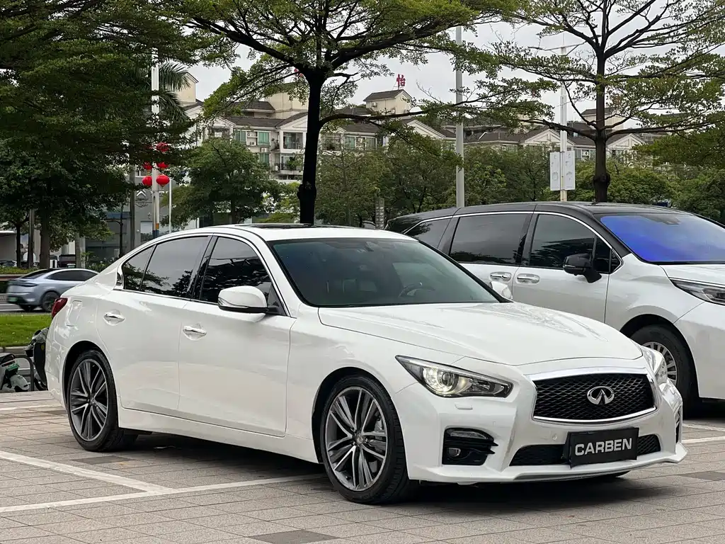 Infiniti Q50 2017 — фото 3
