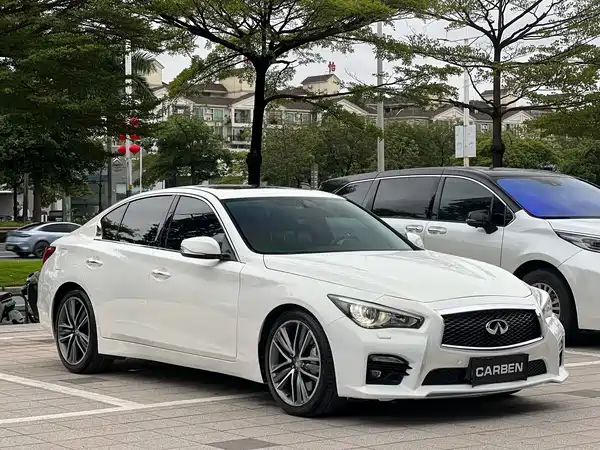 Infiniti Q50 2017