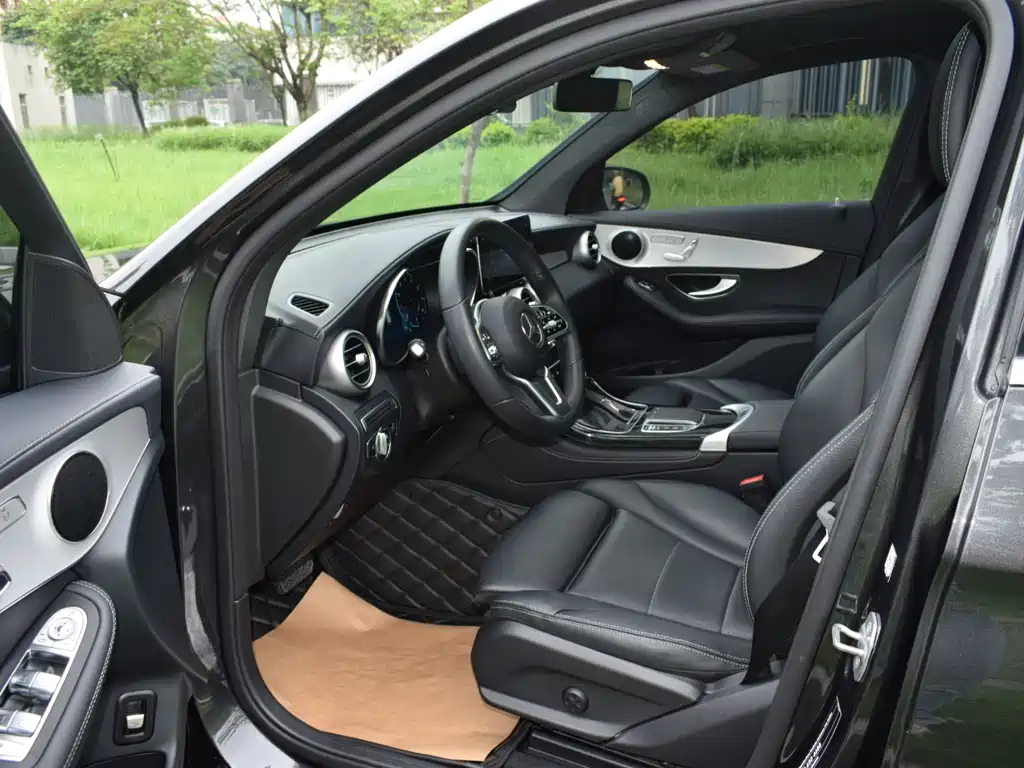 Mercedes-Benz GLC 2020 — фото 11