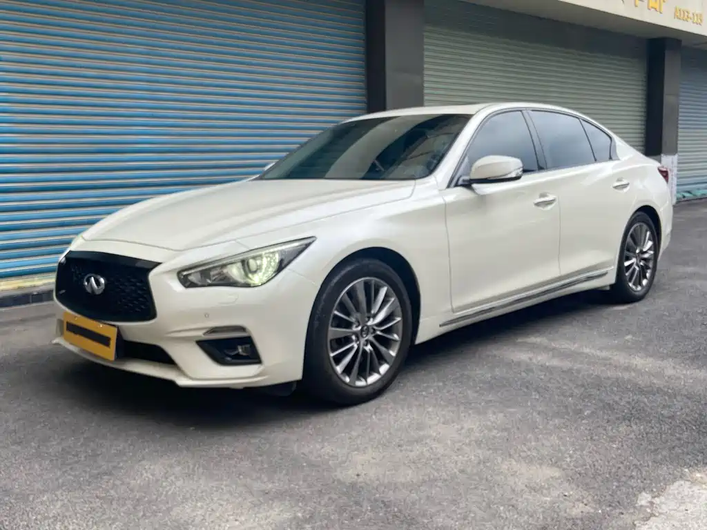 Infiniti Q50L 2018 — фото 1