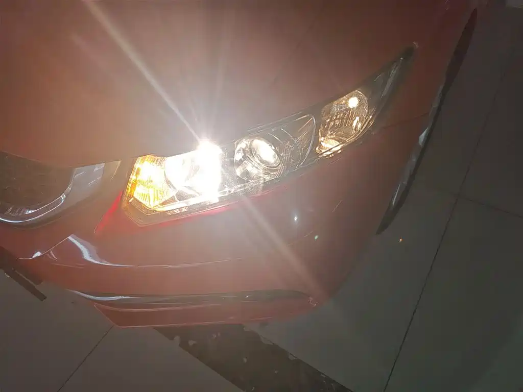 Honda Civic 2014 — фото 15
