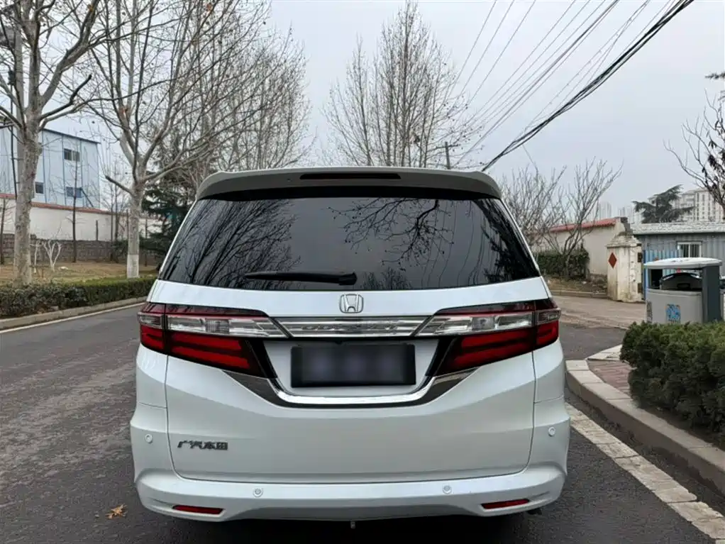 Honda Odyssey 2019 — фото 25