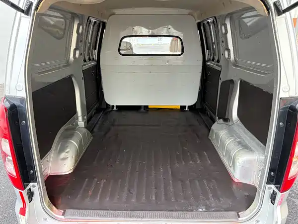 Wuling Hongguang V 2021