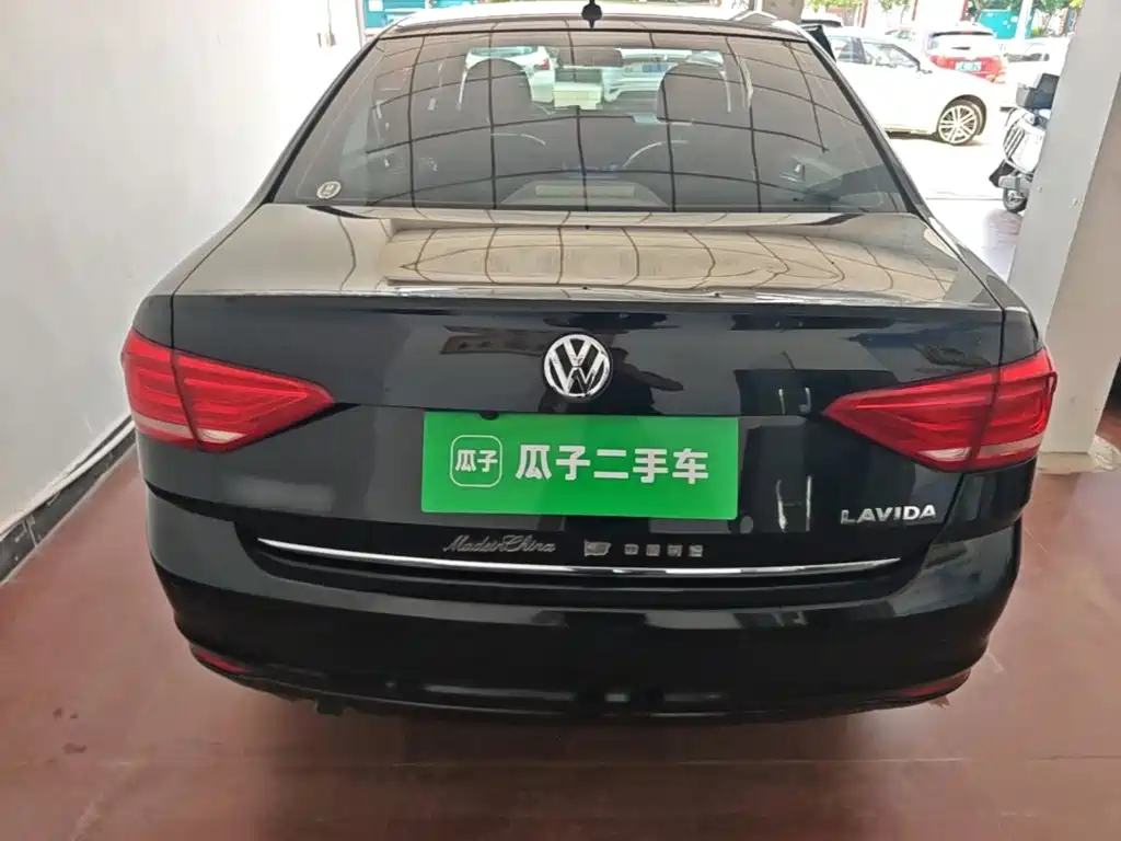 Volkswagen Lavida 2016