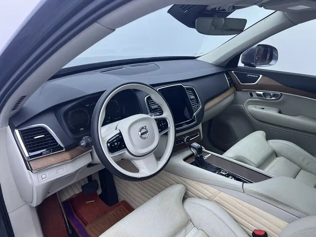 Volvo XC90 2017