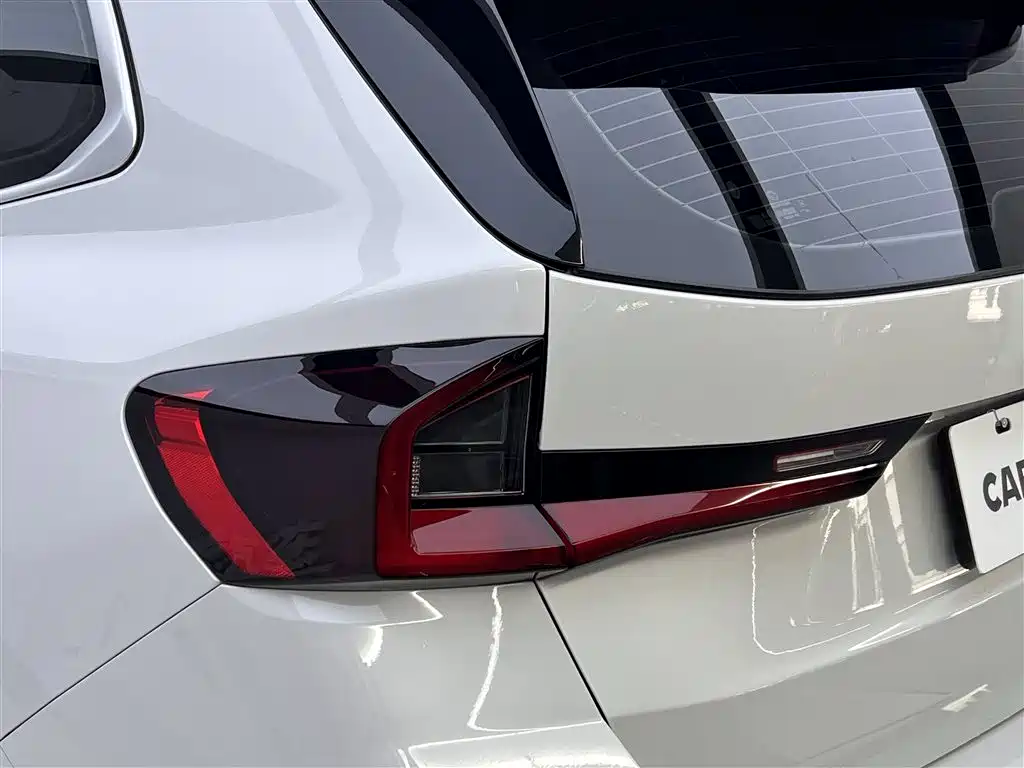BMW X1 2024 — фото 10