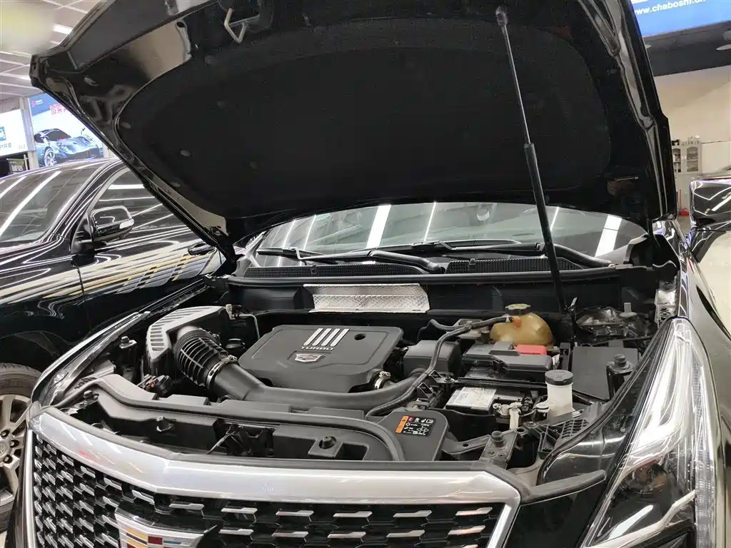 Cadillac XT5 2020 — фото 20