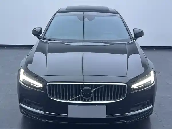 Volvo S90 2021