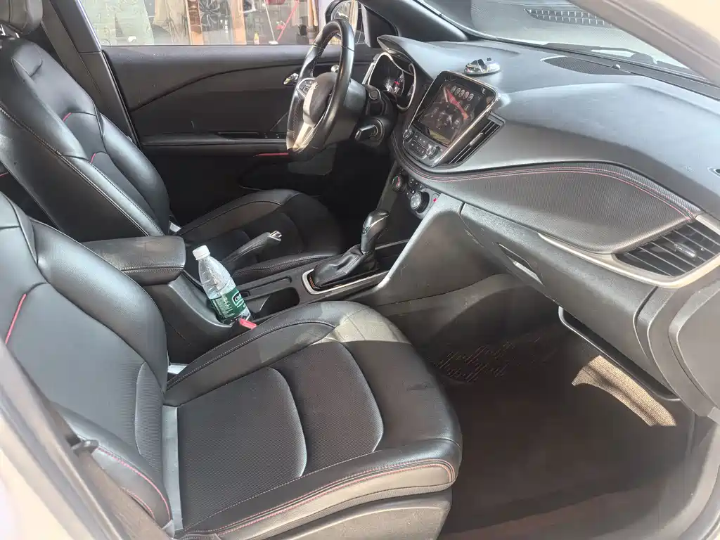Chevrolet Monza 2019 — фото 13