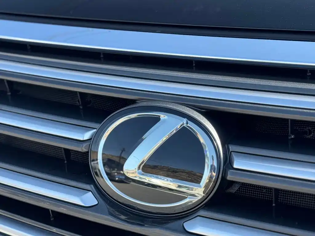 Lexus GX 2016 — фото 15