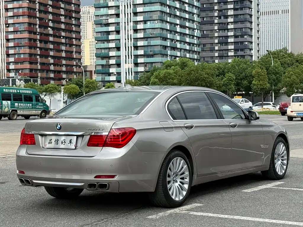 BMW 7 Series 2014 — фото 5