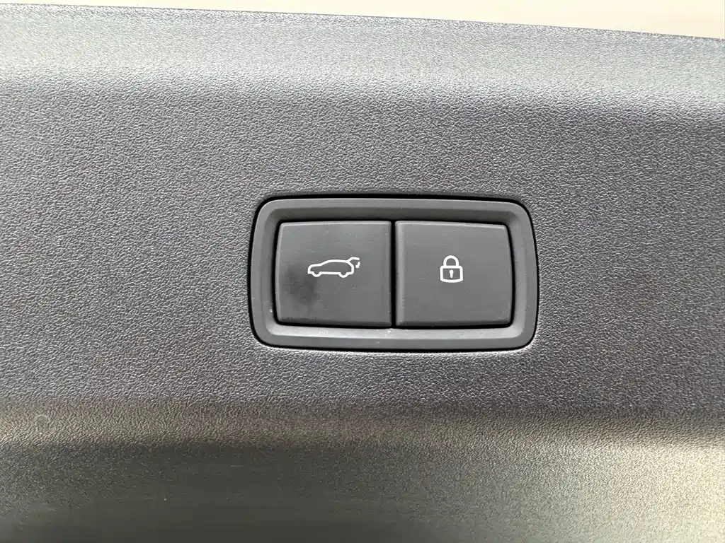 Li Auto i8 2026 — фото 19