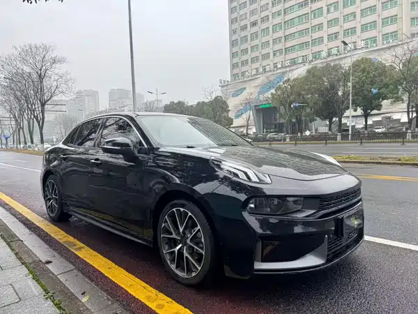Lynk & Co 03 2019