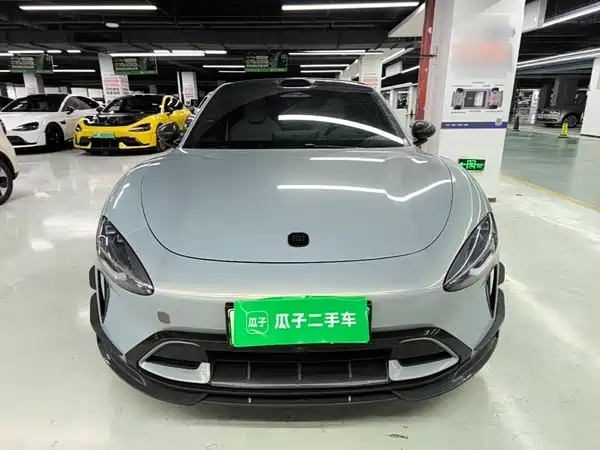 Xiaomi SU7 2025