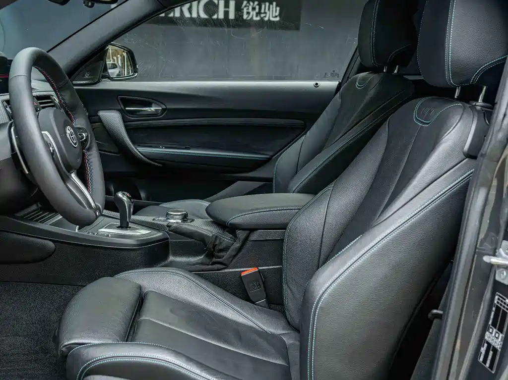 BMW M2 2018 — фото 11