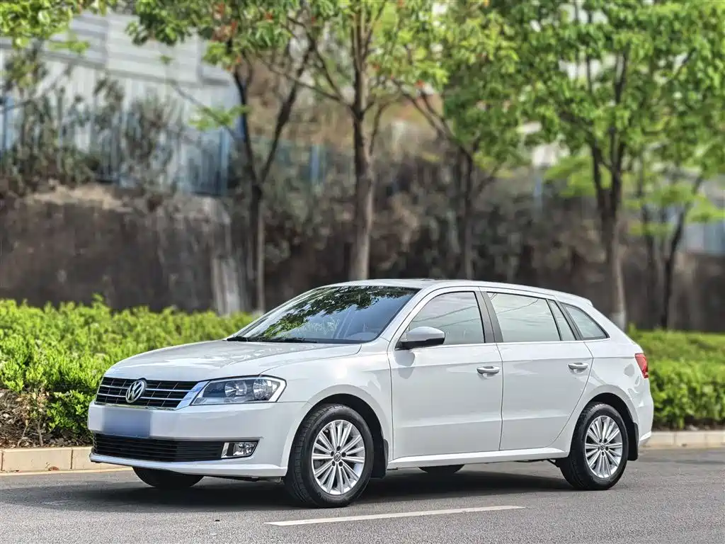 Volkswagen Gran Lavida 2015 — фото 2