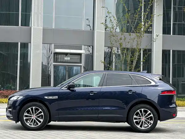 Jaguar F-PACE 2018