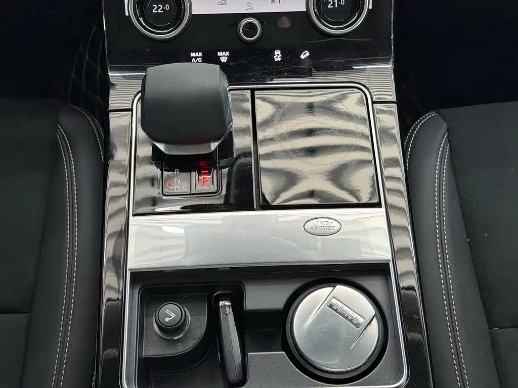 Land Rover Velar 2022 — фото 21