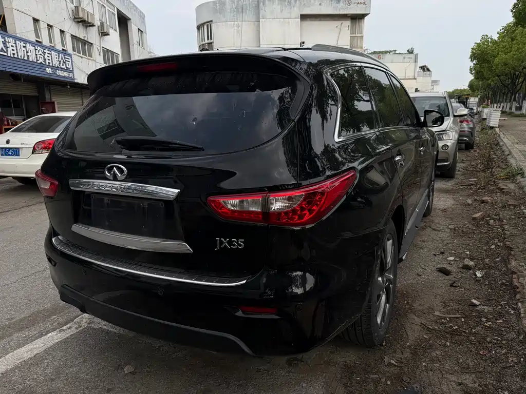 Infiniti JX 2015 — фото 6