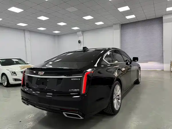 Cadillac CT6 2025