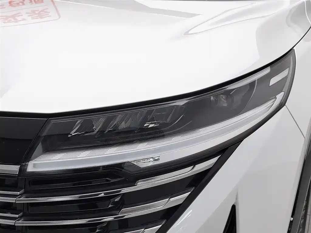 Nissan Teramont 2025