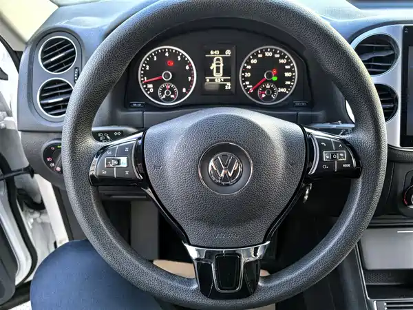 Volkswagen Tiguan 2016