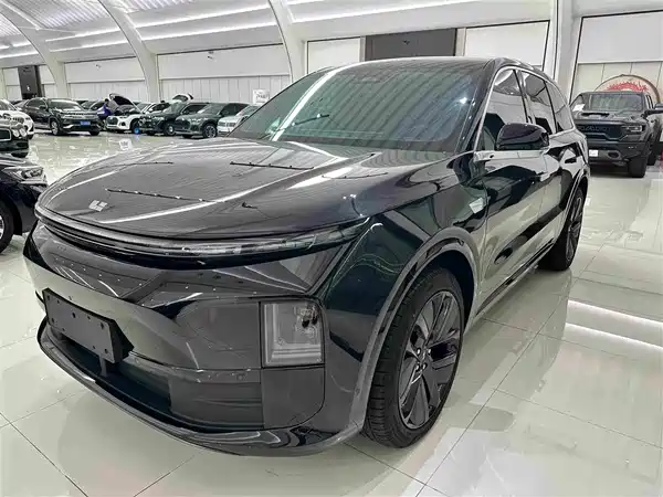 Li Auto L6 2024