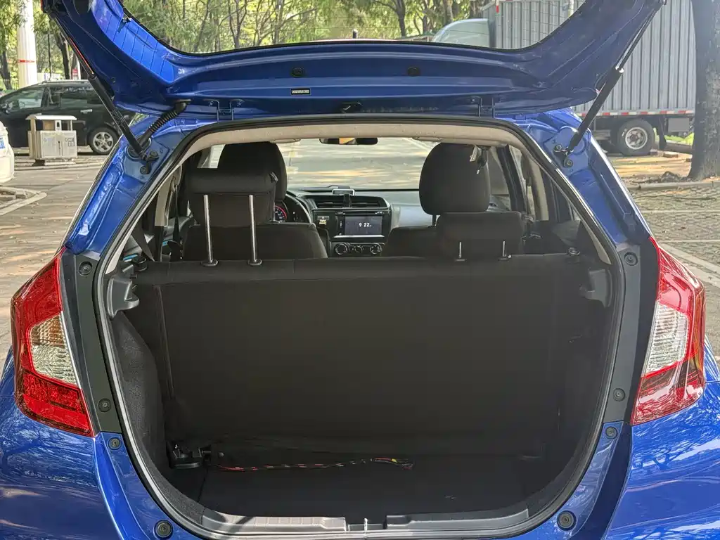Honda Fit 2019 — фото 8