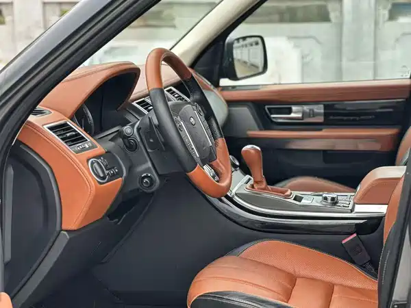 Land Rover Range Rover Sport 2010
