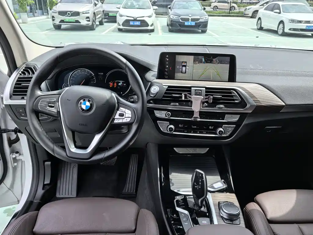 BMW X3 2019 — фото 6