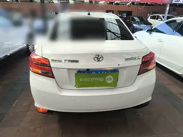 Toyota Yaris L 2021