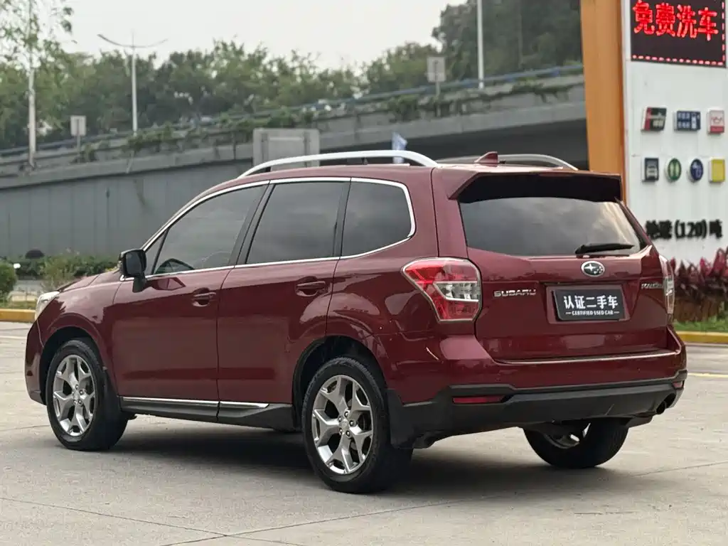Subaru Forester 2016 — фото 10