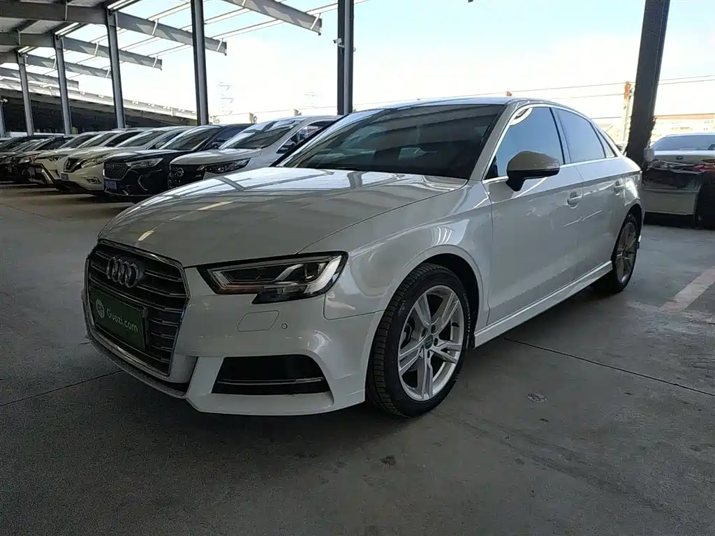 Audi A3 2021 — фото 2