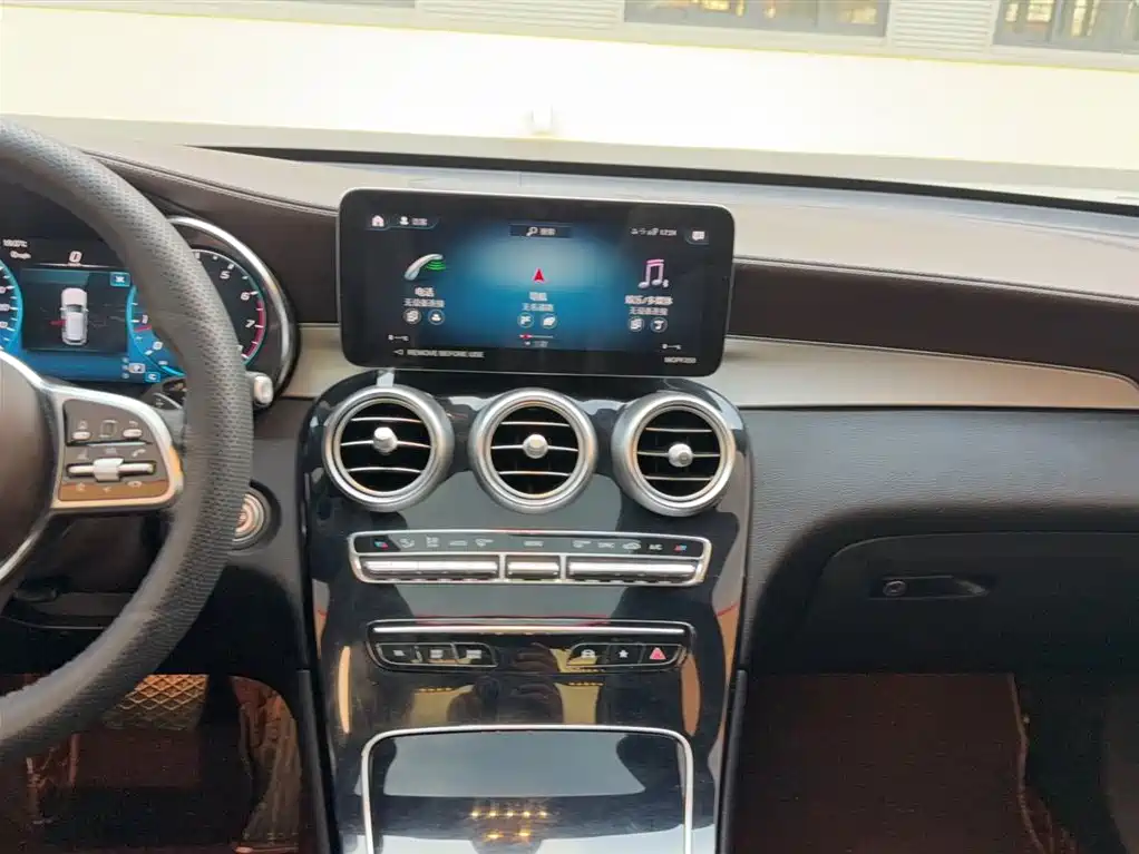 Mercedes-Benz GLC 2022 — фото 10