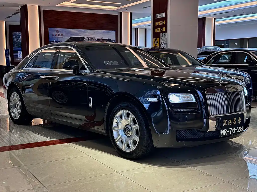 Rolls-Royce Ghost 2013 — фото 10