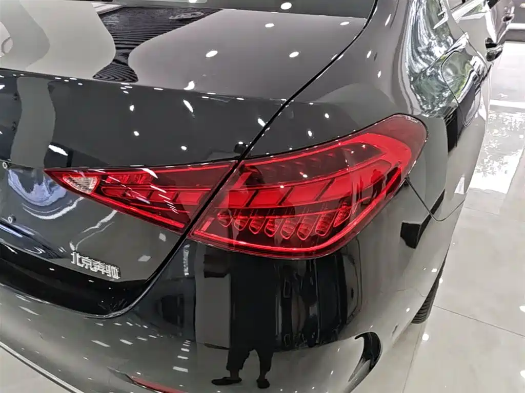 Mercedes-Benz C-Class 2023 — фото 8