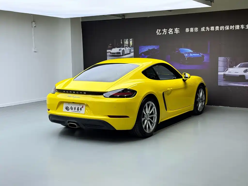 Porsche 718 2021 — фото 11