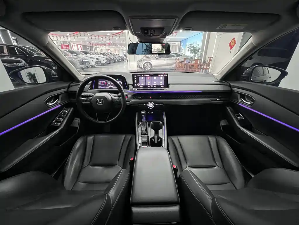Honda Accord 2023 — фото 12