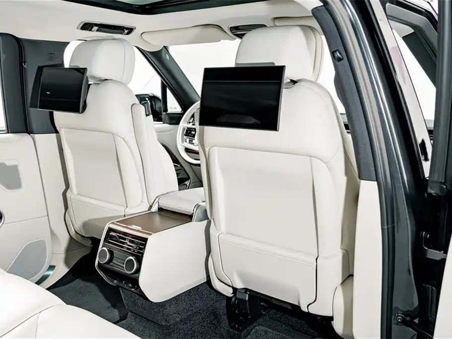 Land Rover Range Rover 2024 — фото 22