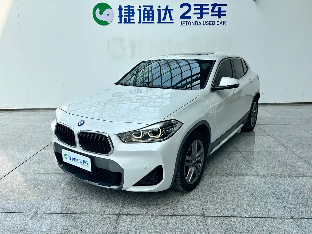 BMW X2 2021 — фото 1