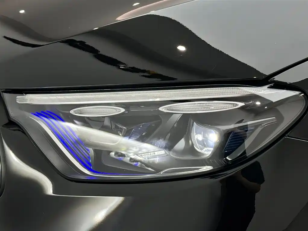 Mercedes-Benz GLC 2023 — фото 20