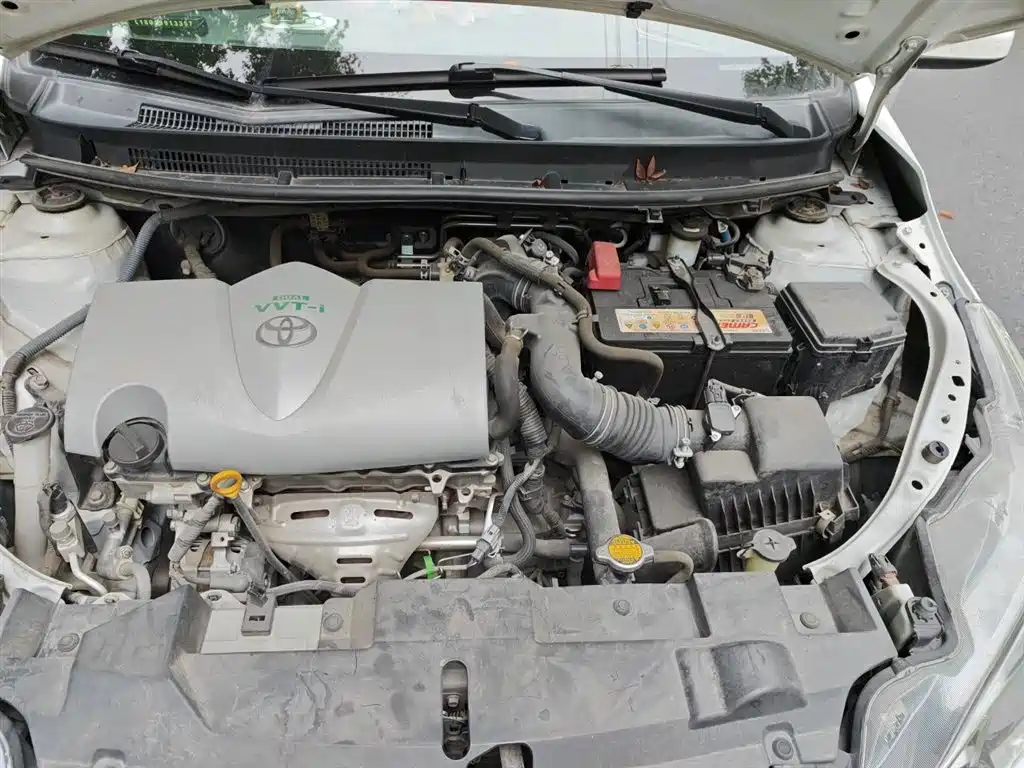 Toyota Yaris L 2016 — фото 16