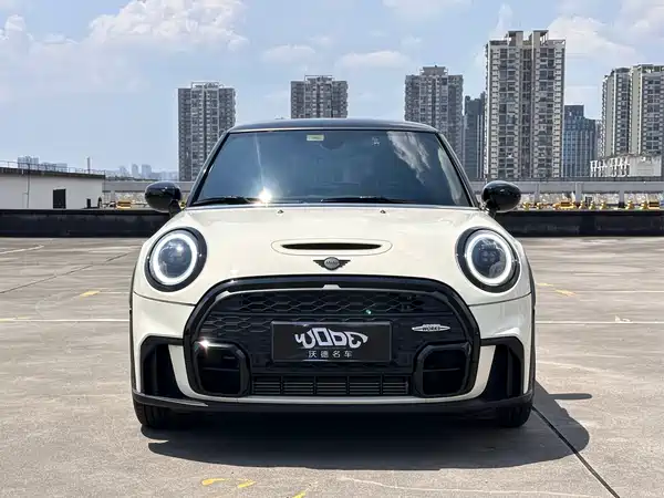 MINI 2021