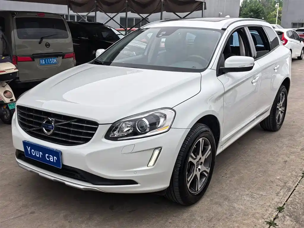 Volvo XC60 2013 — фото 1