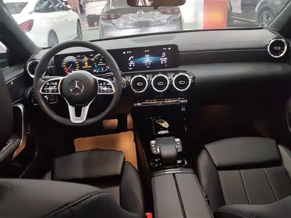 Mercedes-Benz A-Class 2022