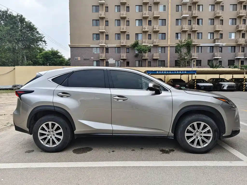 Lexus NX 2015 — фото 8